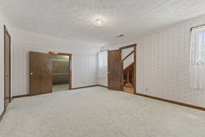  Photo 49