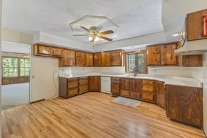 9G2A0048 furniture removed.jpeg