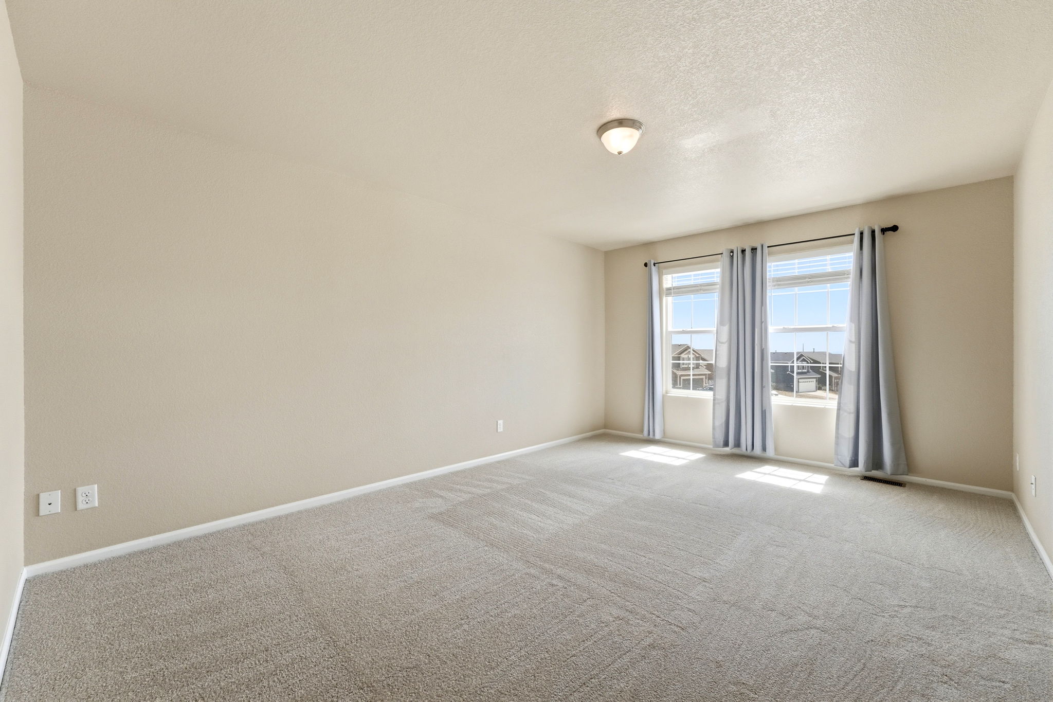Huge Primary Bedroom