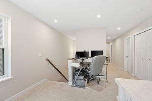  Photo 48