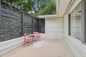 N College Ave-0506-056.jpg