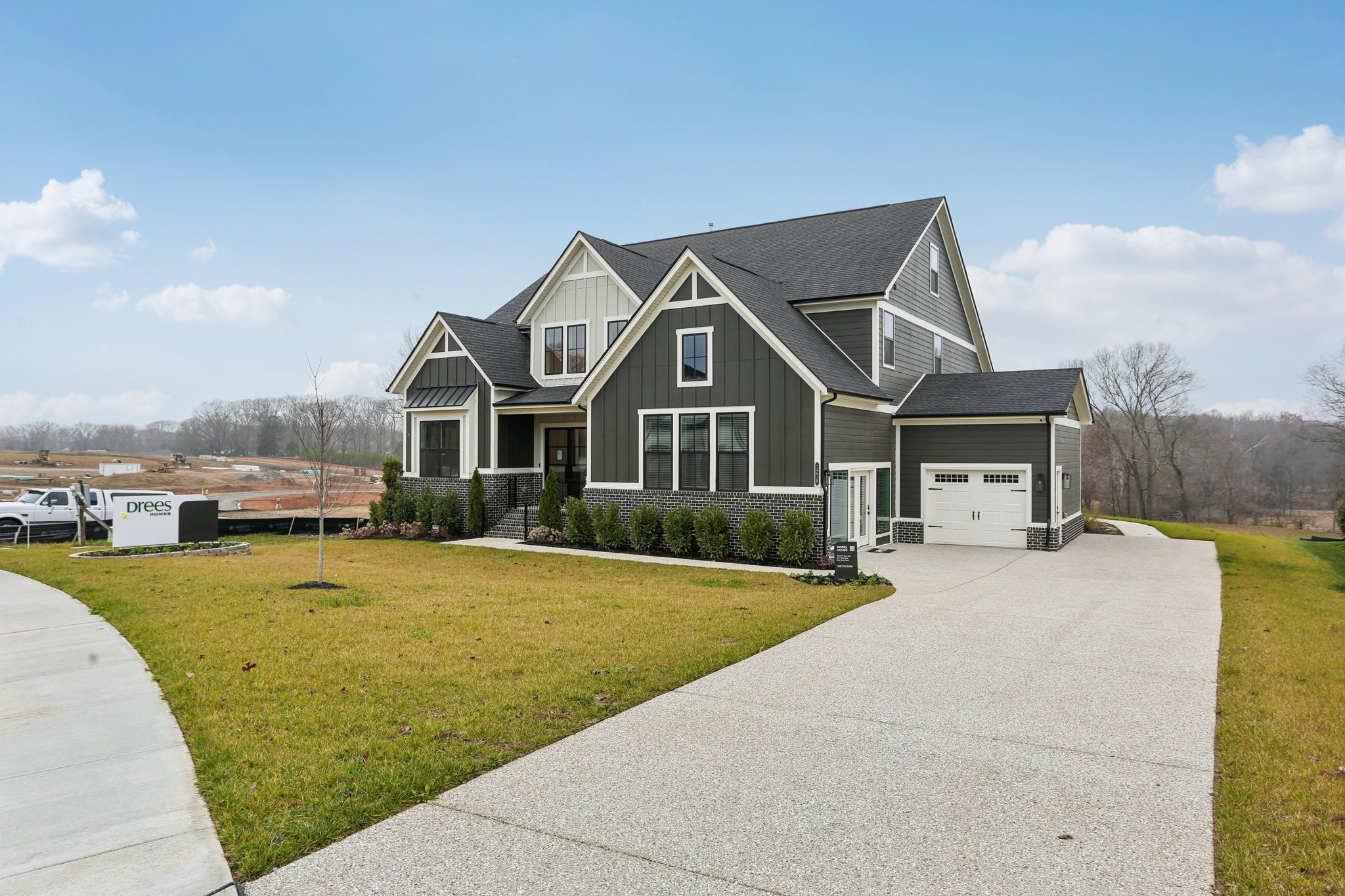 7278 Orrinshire Drive-S0912-003.jpg
