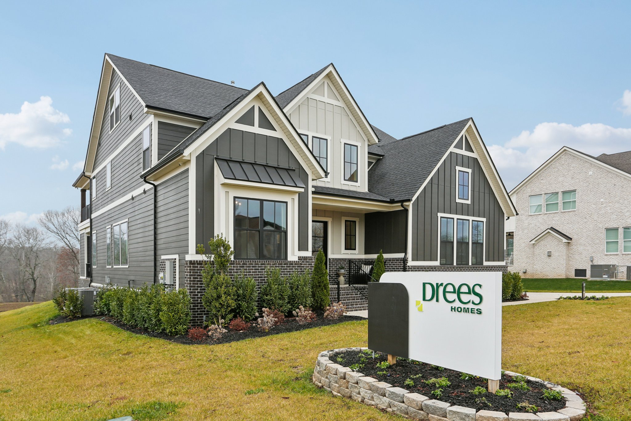 7278 Orrinshire Drive-S0912-004.jpg