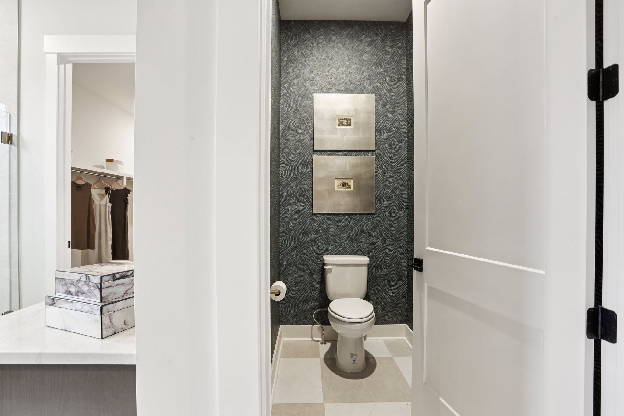 7278 Orrinshire Drive-S0912-030.jpg