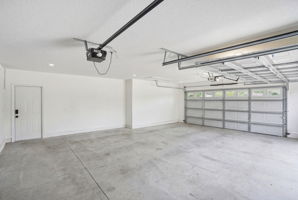  Photo 44