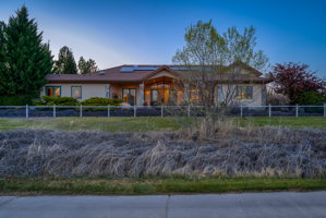 7279 Silver King Dr, Sparks, NV 89436, USA Photo 45