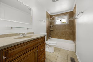 728 Boxwood Dr, Schaumburg, IL 60193_006