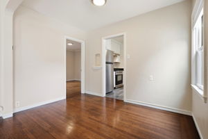 015_F8_728 Laurel Ave