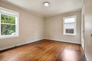 020_F8_728 Laurel Ave