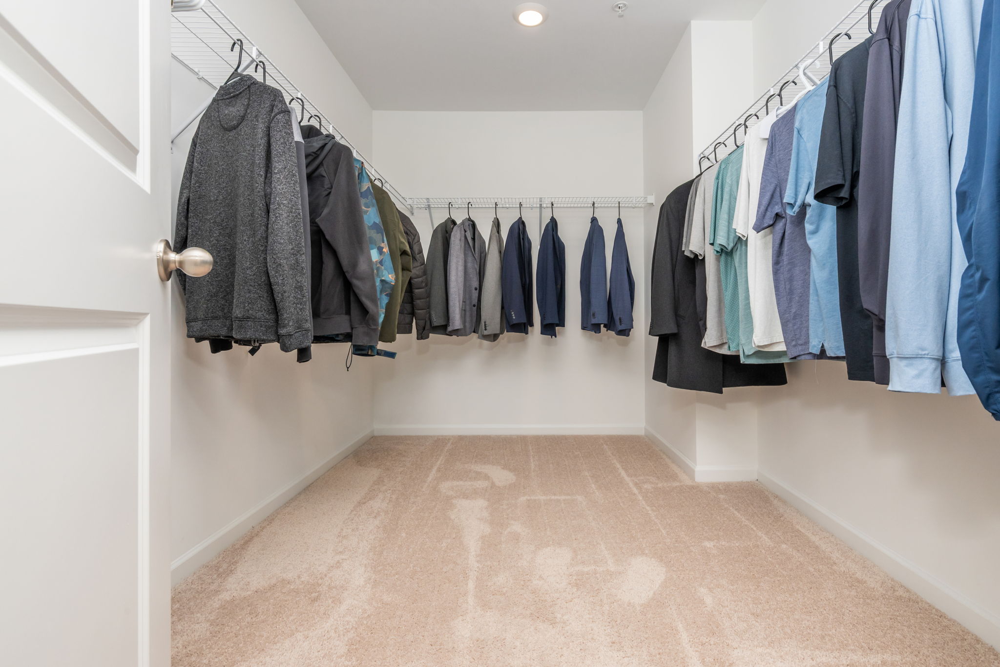 Fantastic Walk in Closet.