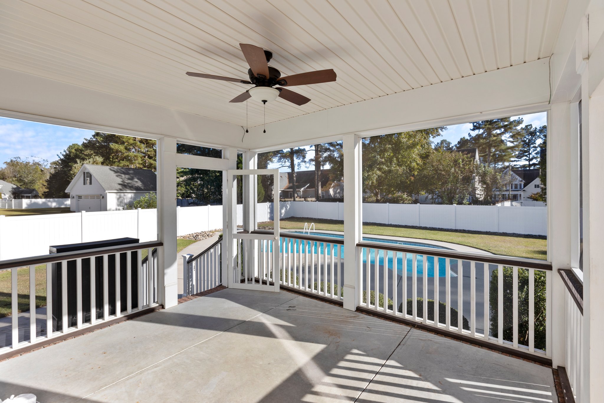 728 Stillwater Dr, Winterville, NC 28590, USA Photo 7