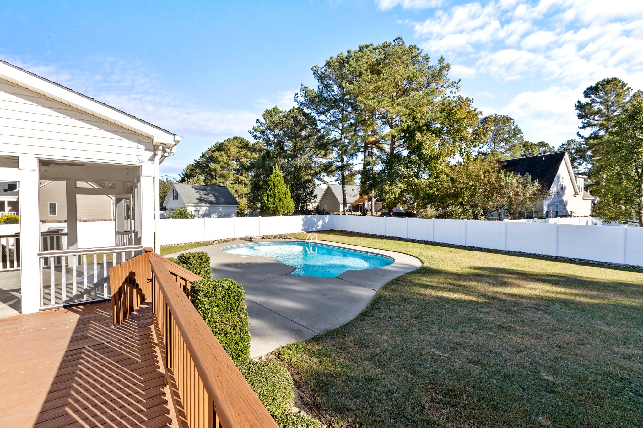 728 Stillwater Dr, Winterville, NC 28590, USA Photo 9