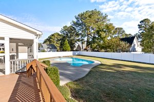 728 Stillwater Dr, Winterville, NC 28590, USA Photo 8