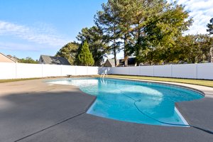 728 Stillwater Dr, Winterville, NC 28590, USA Photo 5