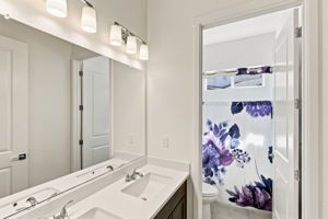 031_F8_728 Temescal St
