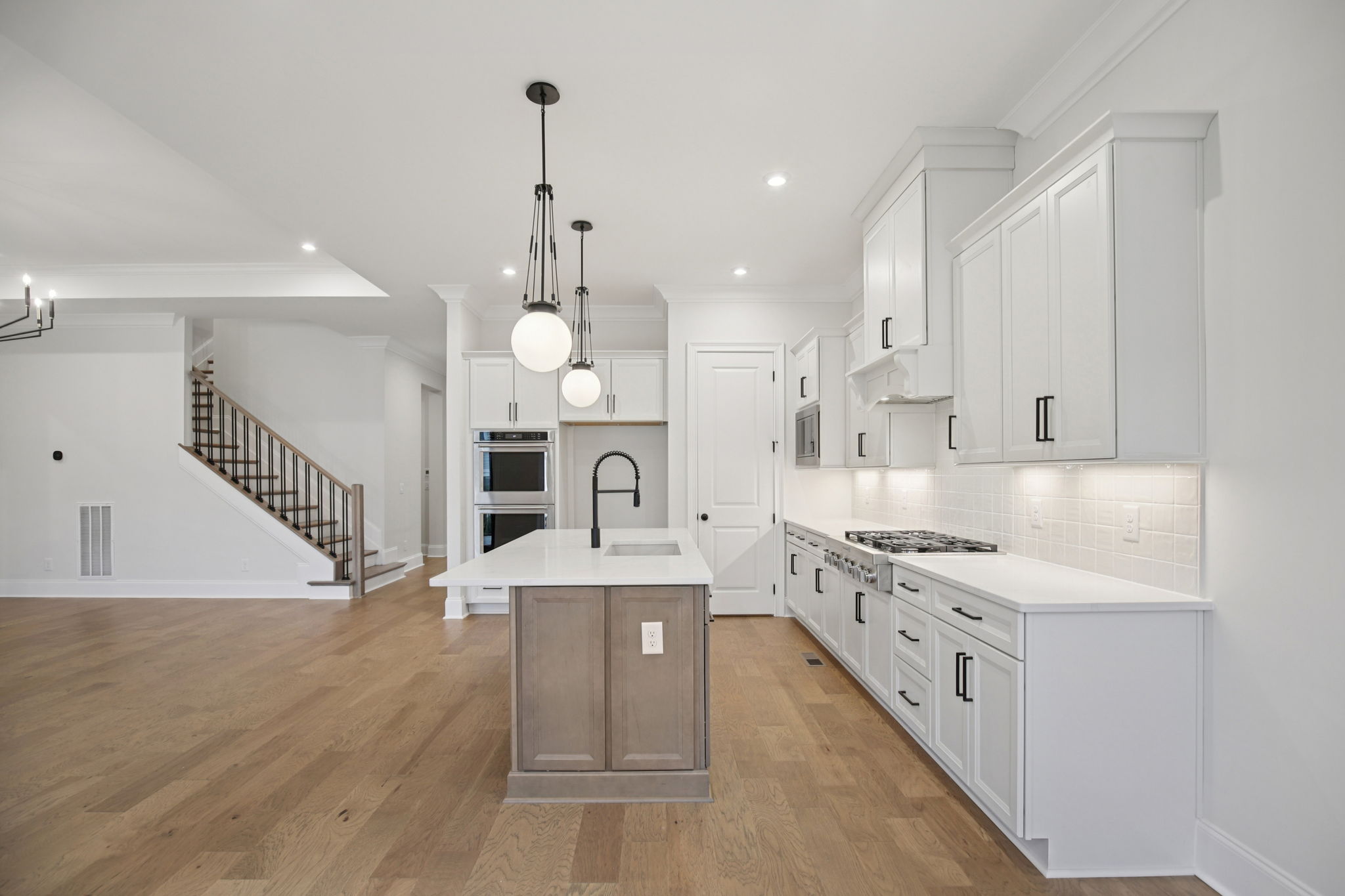 7283 MURREL DRIVE-S2211-027