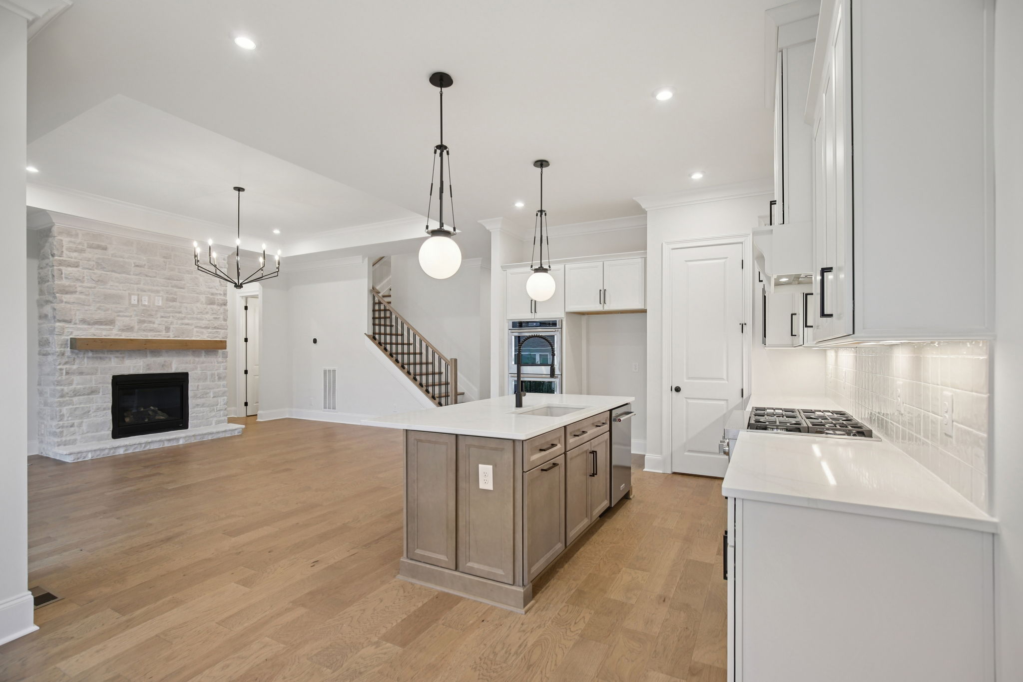 7283 MURREL DRIVE-S2211-028