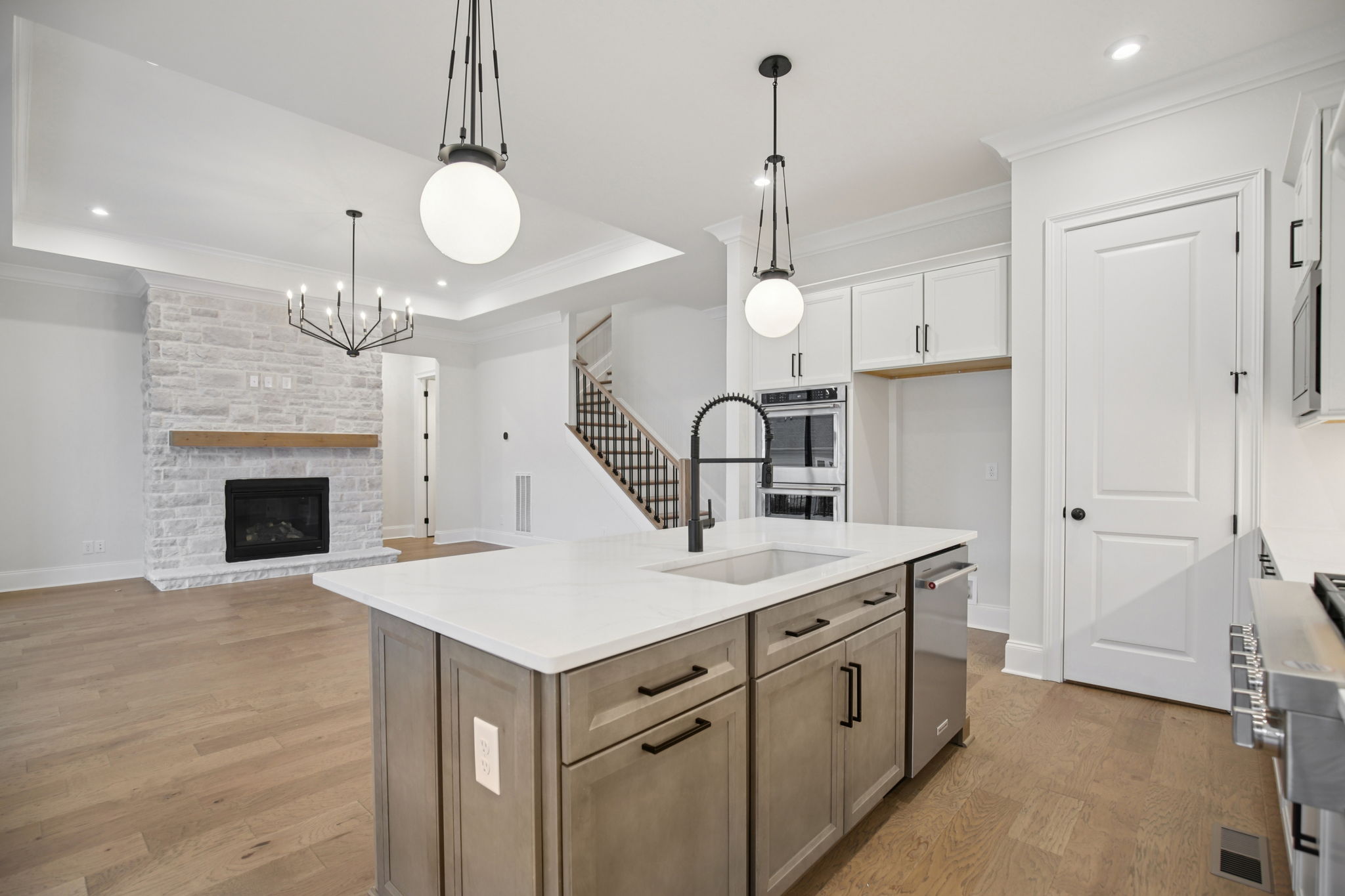 7283 MURREL DRIVE-S2211-029