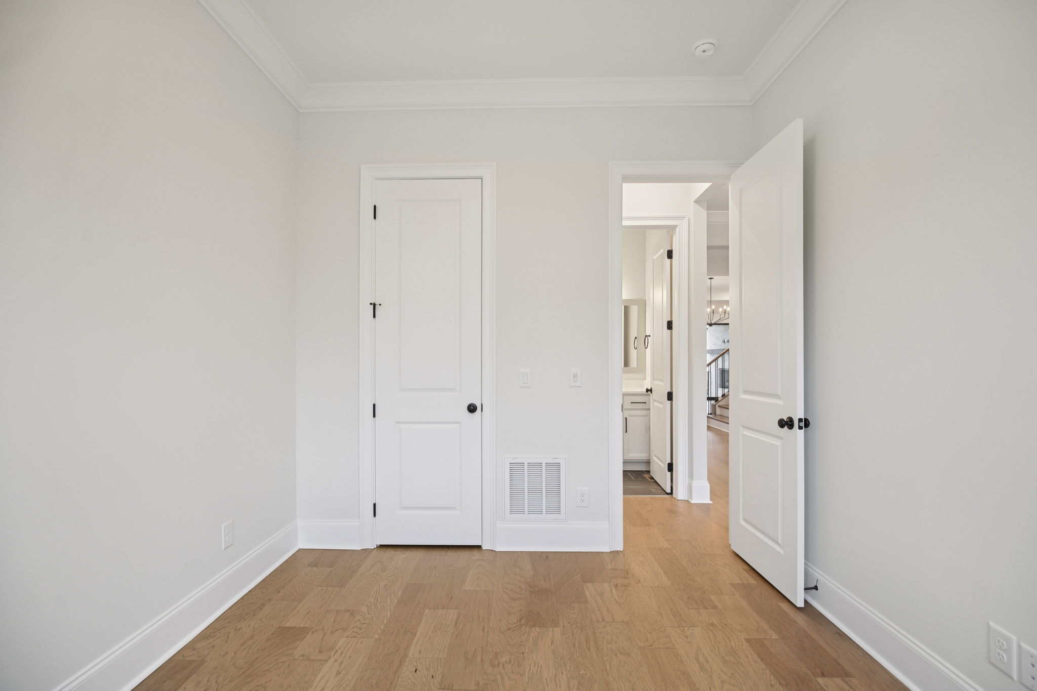 7283 MURREL DRIVE-S2211-040