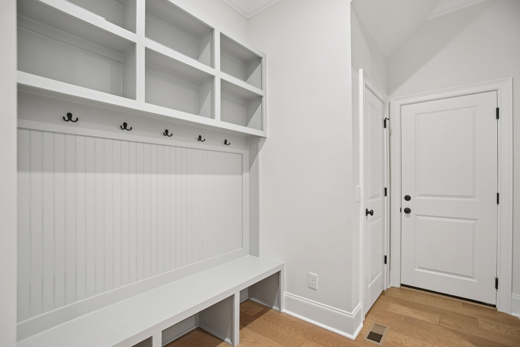 7283 MURREL DRIVE-S2211-061