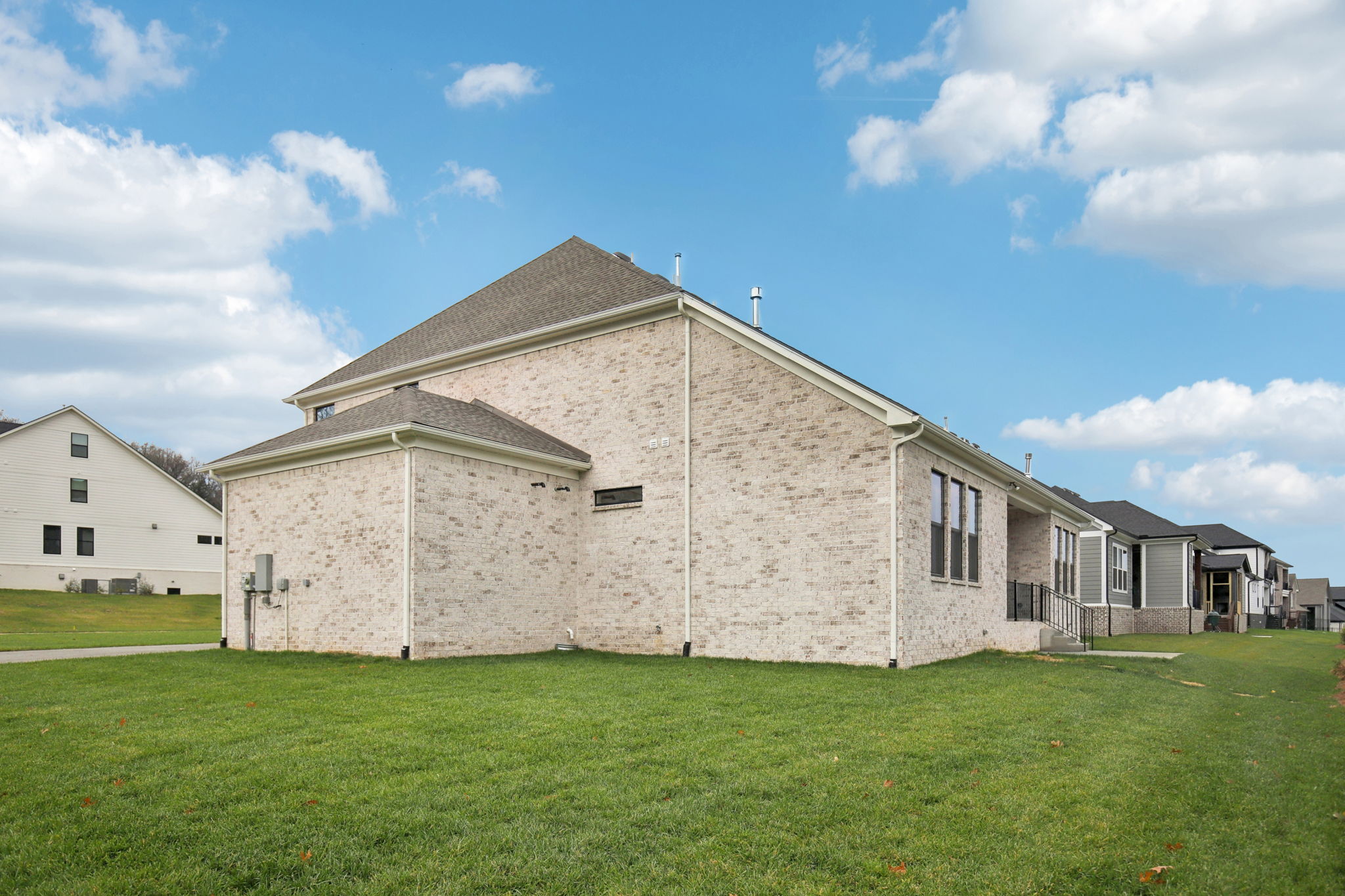 7283 MURREL DRIVE-S2211-092
