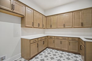 7283 MURREL DRIVE-S2211-064