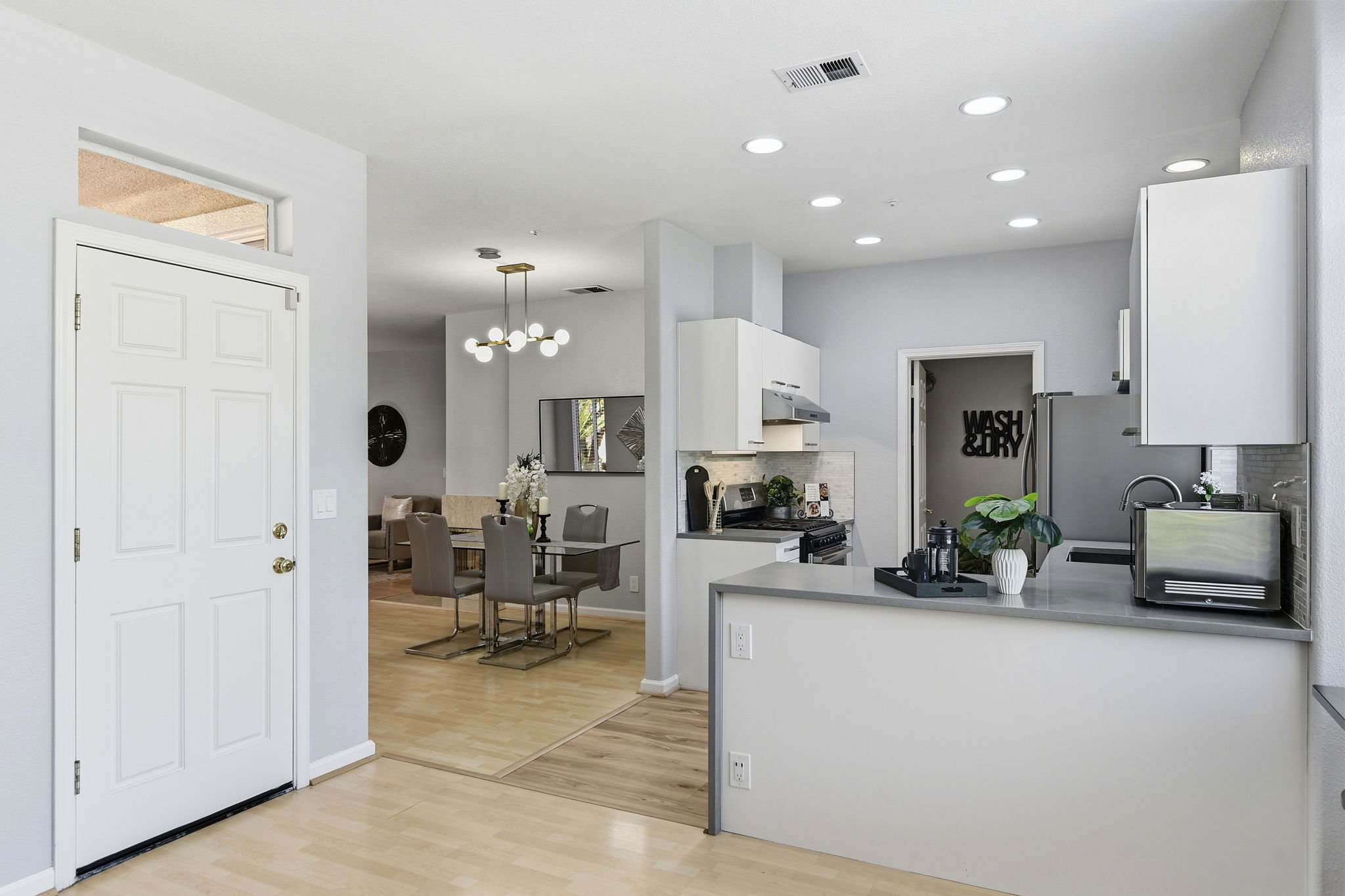 016_F8_7285 Ventana Drive