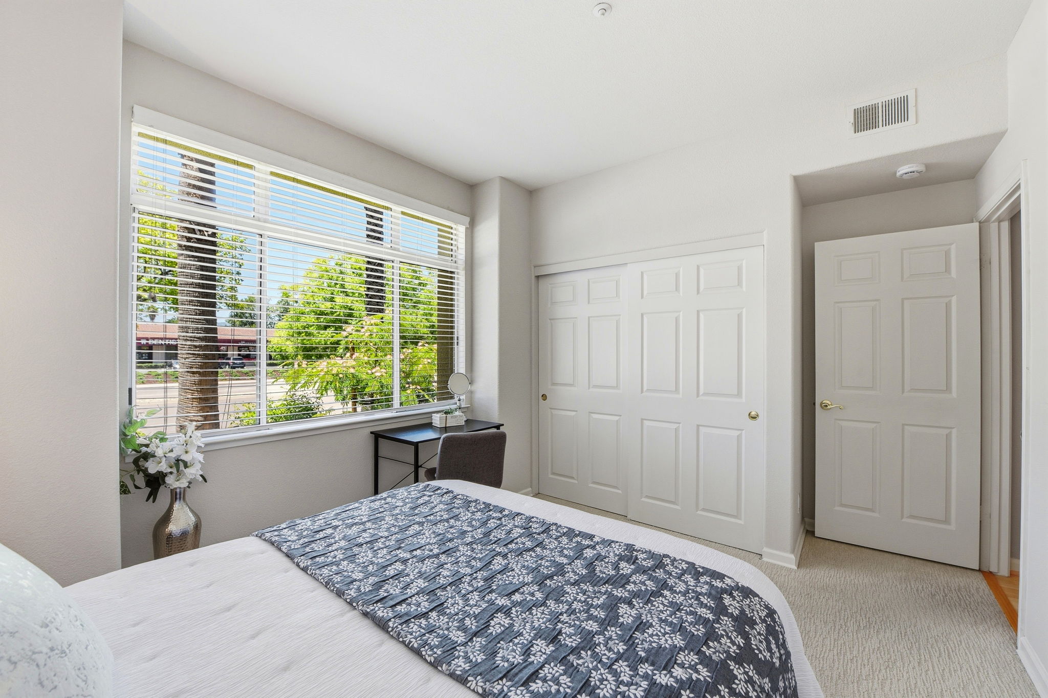 027_F8_7285 Ventana Drive