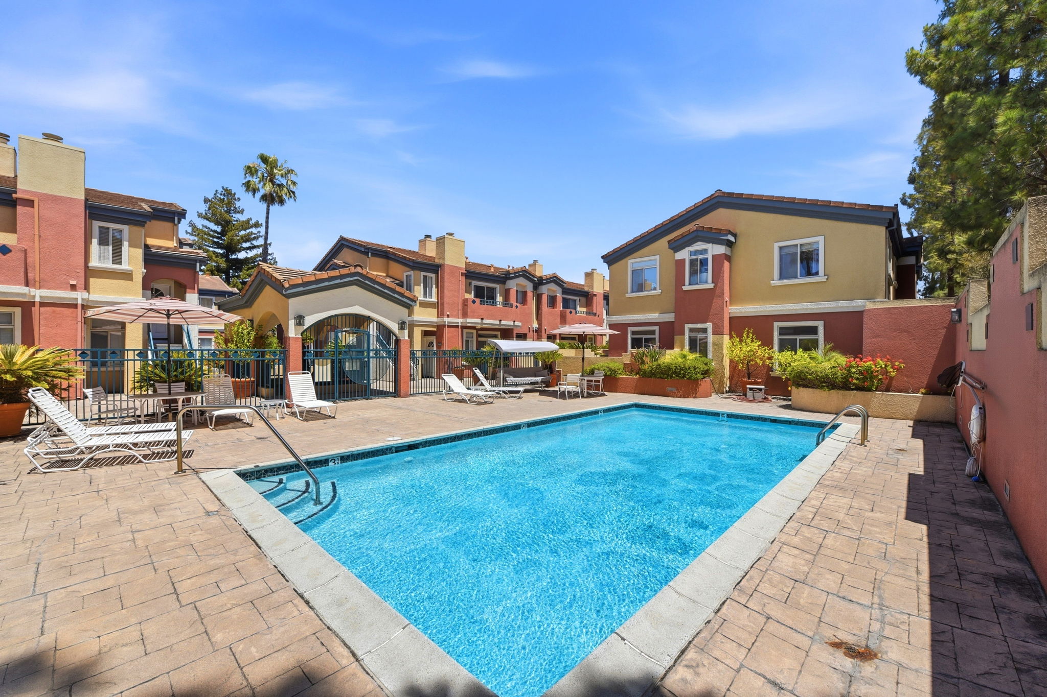 037_F8_7285 Ventana Drive