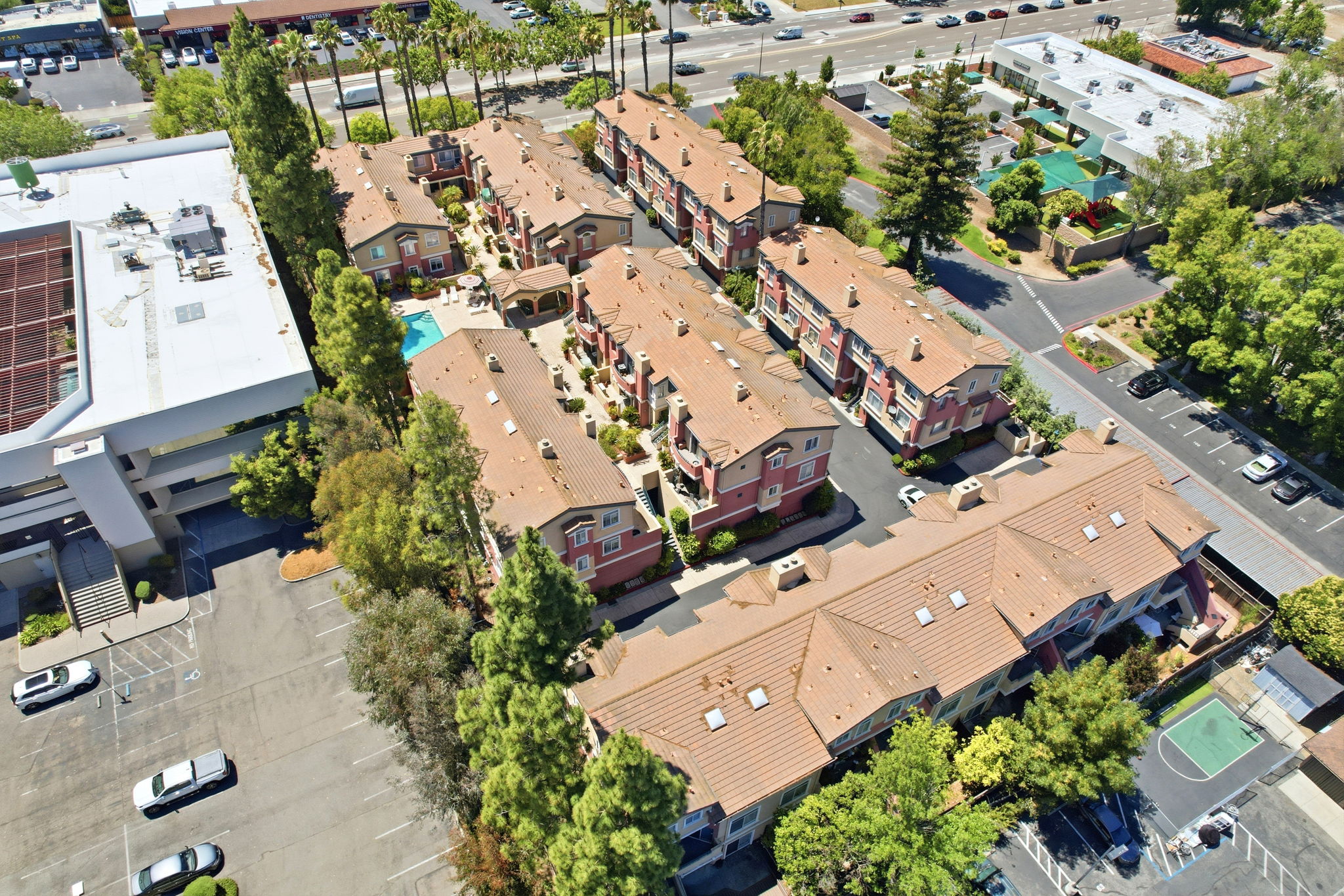 007_F8_AERIAL_7285 Ventana Drive