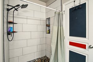  Photo 23