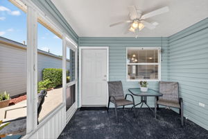 Front Lanai and Entry
