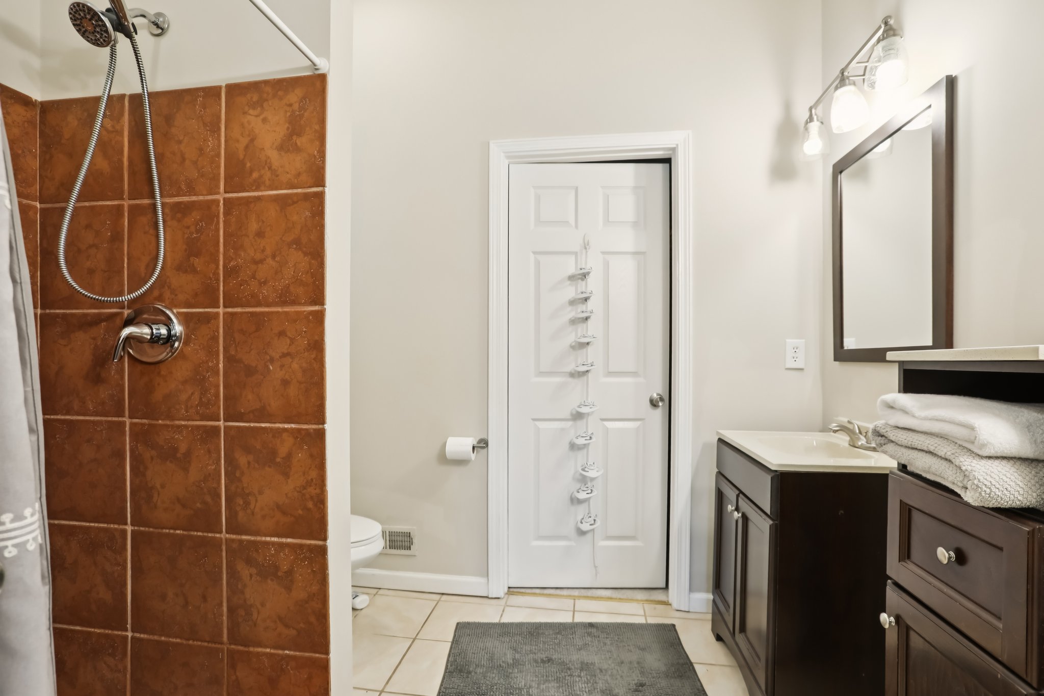 E Morris St-S1103-029.jpg