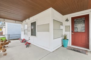 E Morris St-S1103-005.jpg