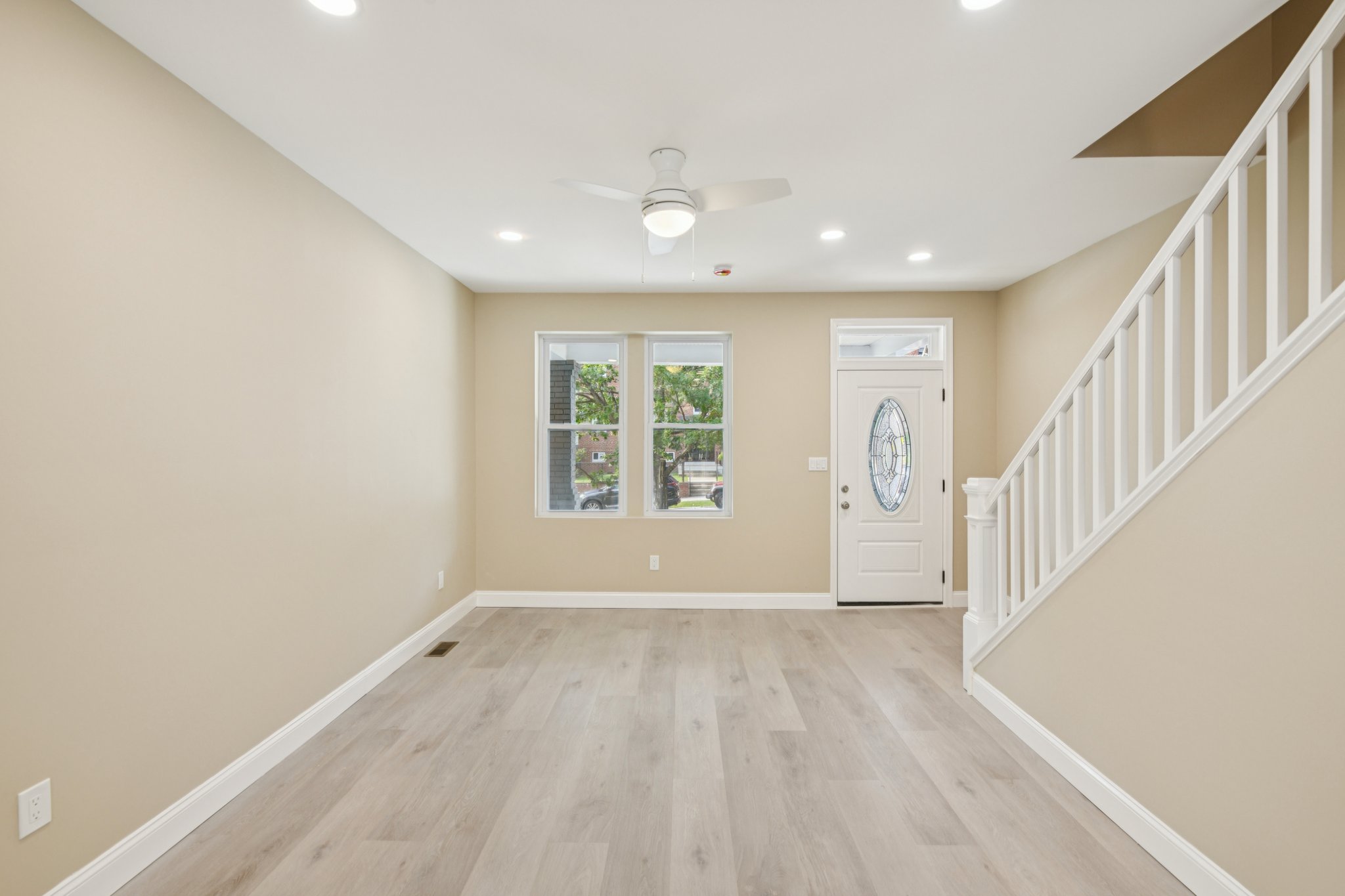 Madison St NW-S0808-005.jpg