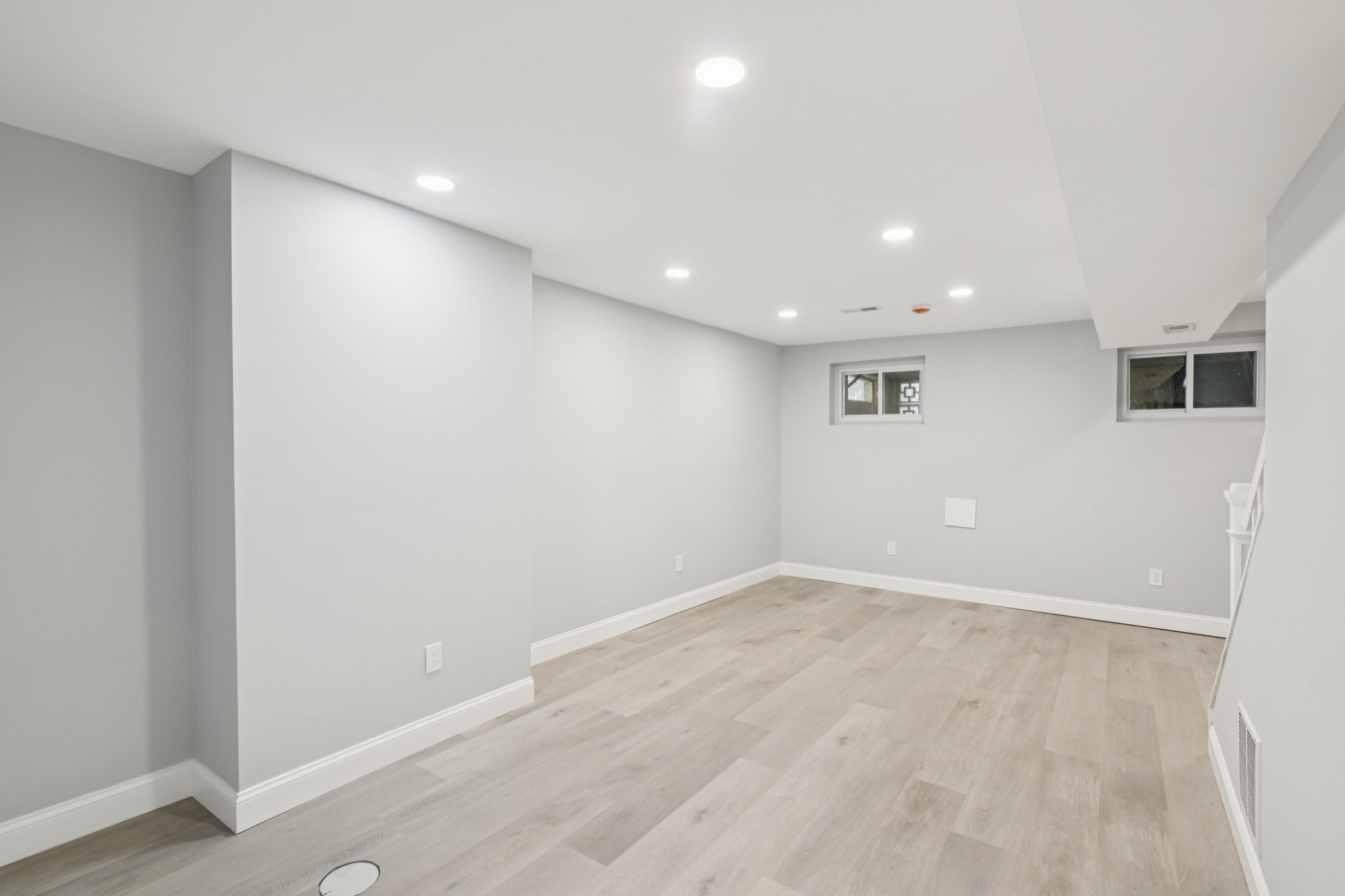 Madison St NW-S0808-040.jpg