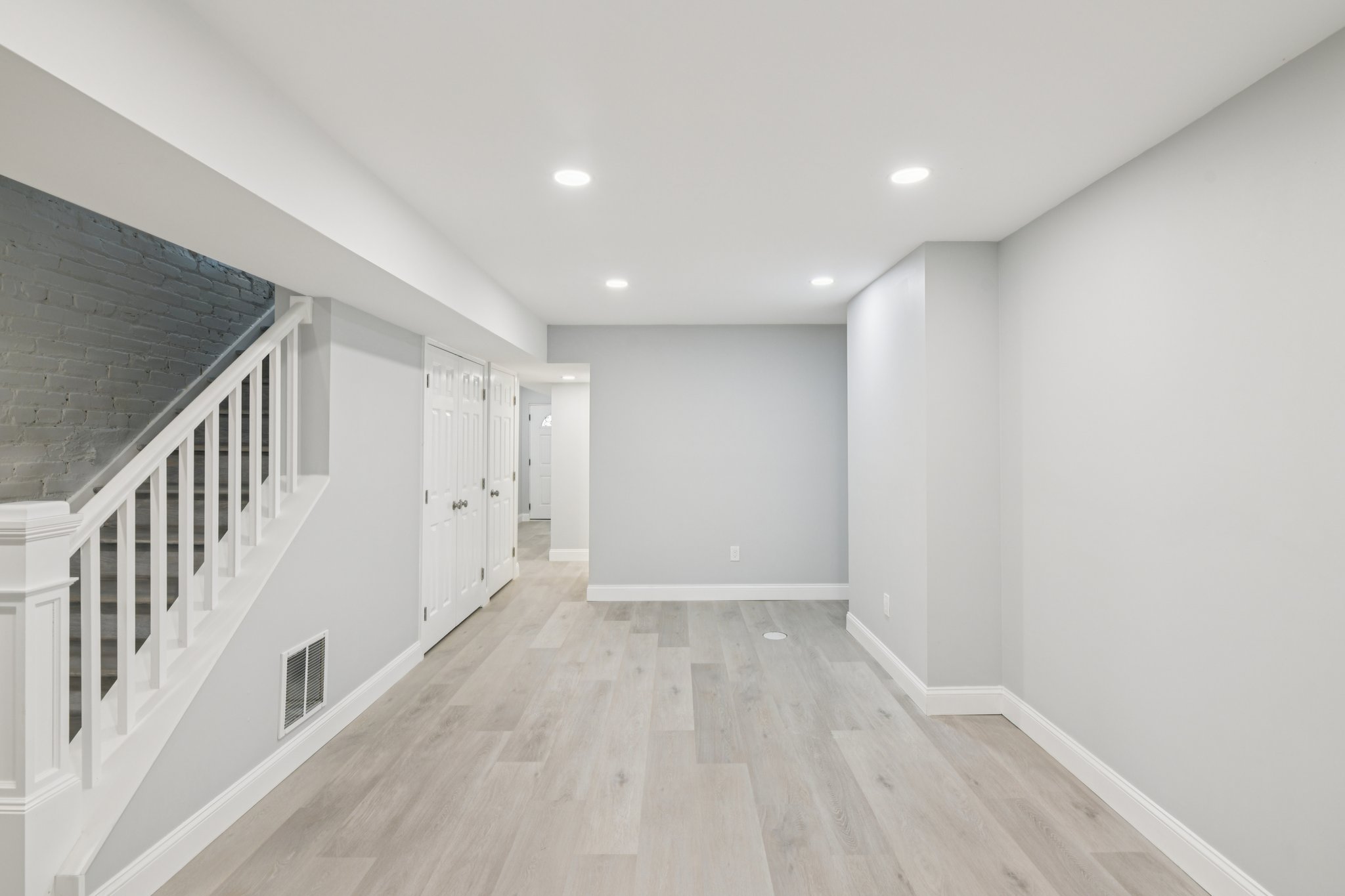 Madison St NW-S0808-042.jpg