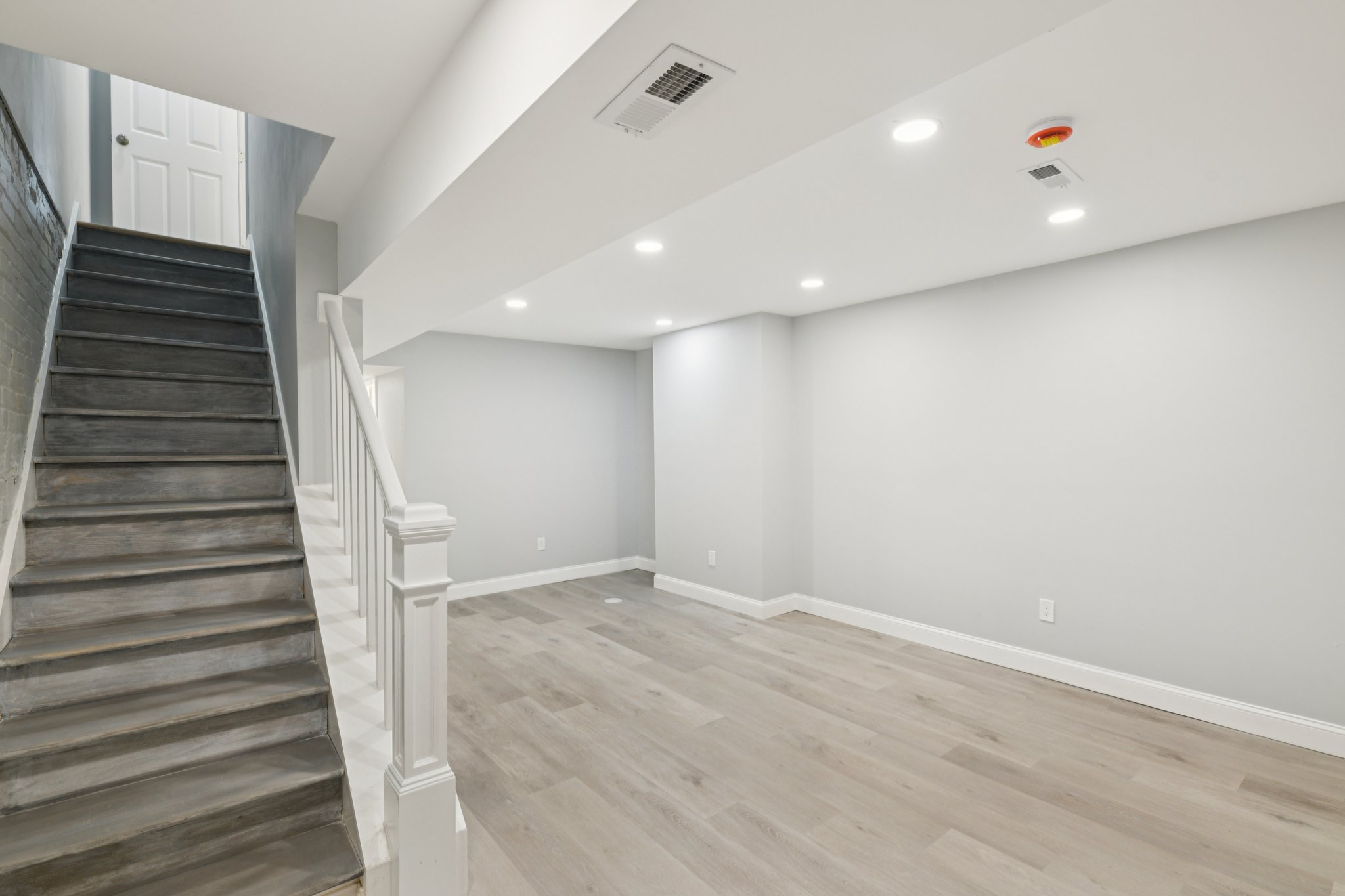 Madison St NW-S0808-044.jpg