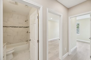 Madison St NW-S0808-033.jpg