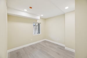 Madison St NW-S0808-035.jpg