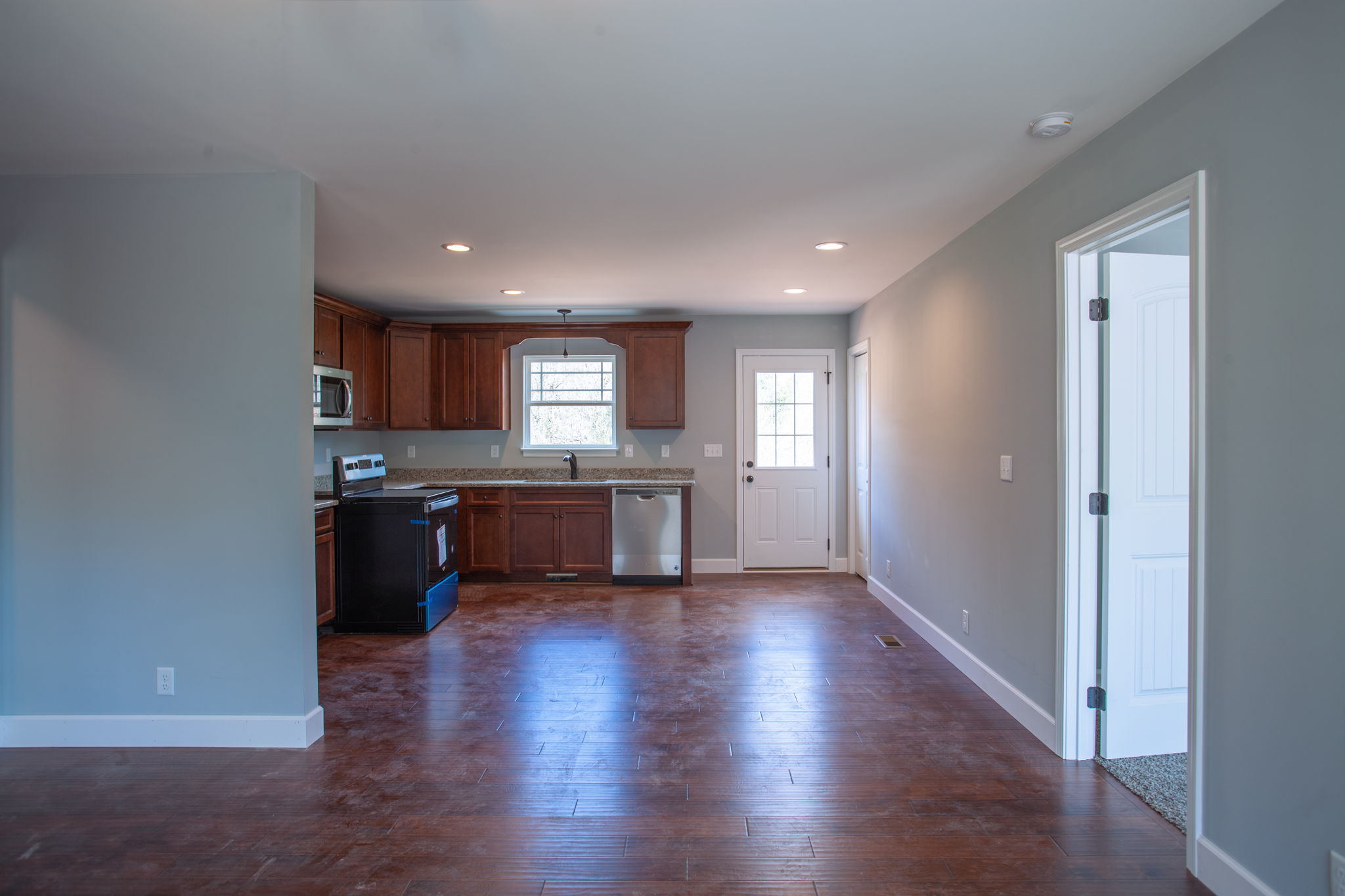  729 Steele Rd, Charlotte, TN 37036, US Photo 3