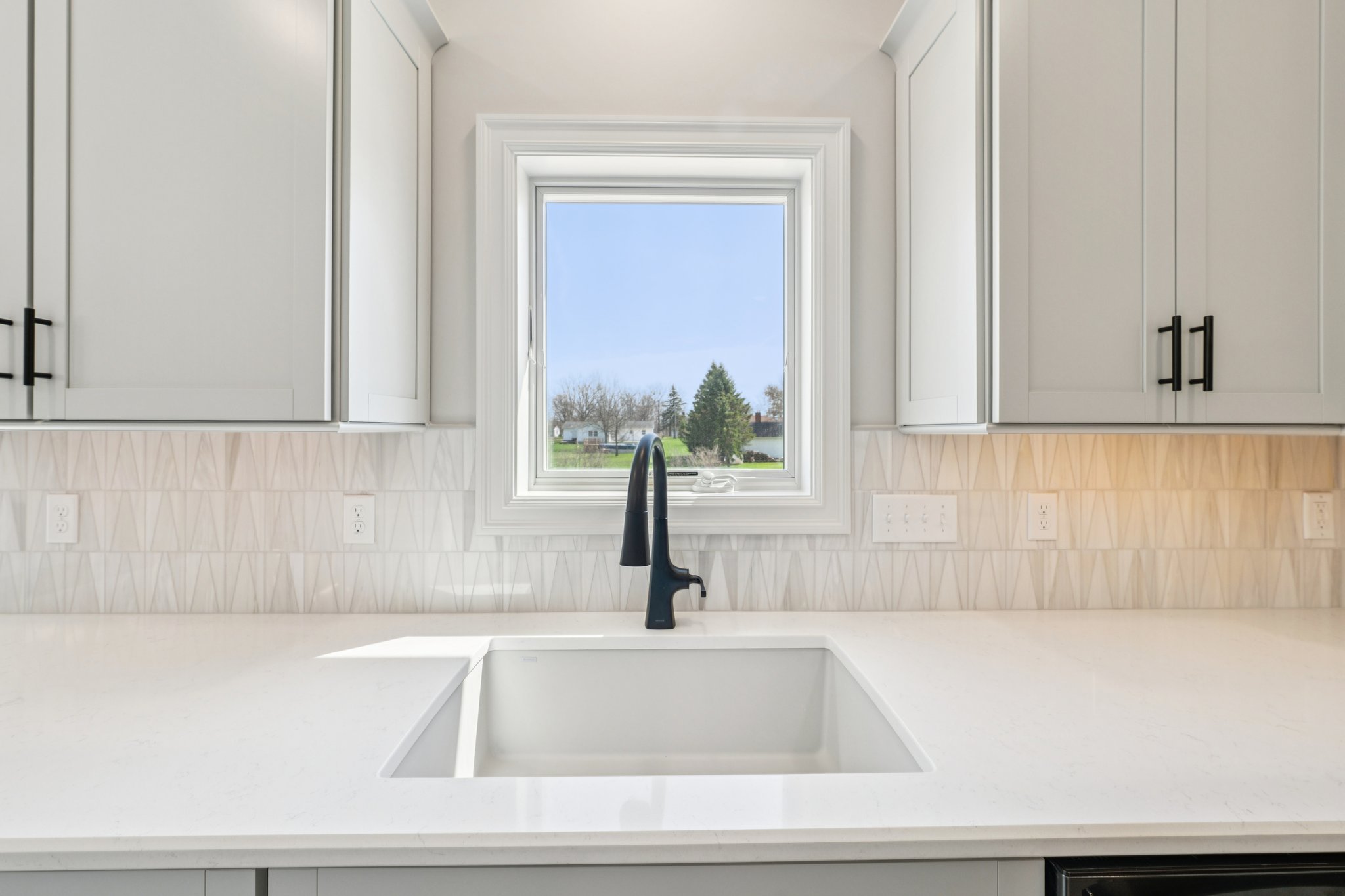 Woodhaven Dr-S1004-023.jpg