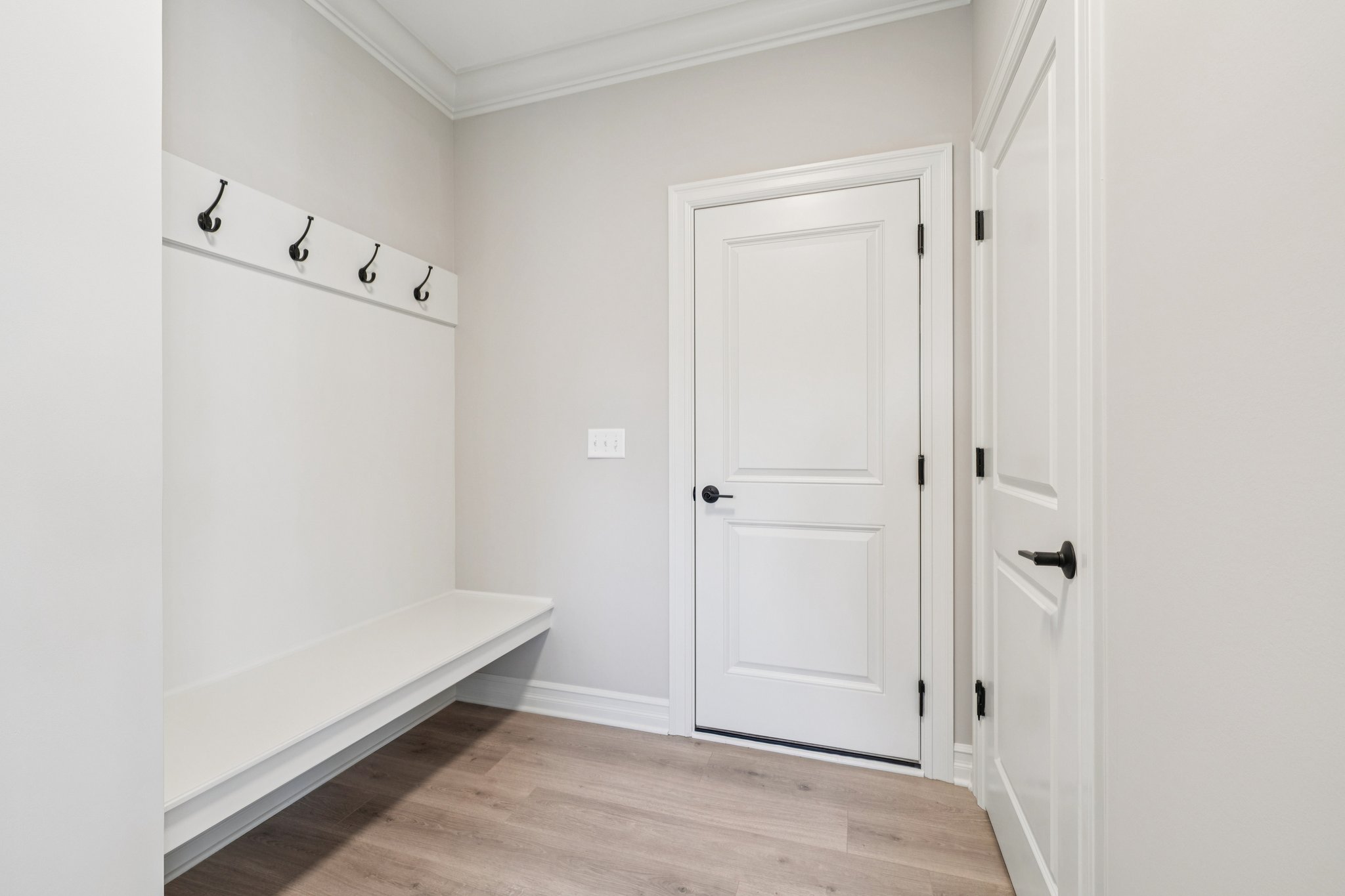 Woodhaven Dr-S1004-032.jpg