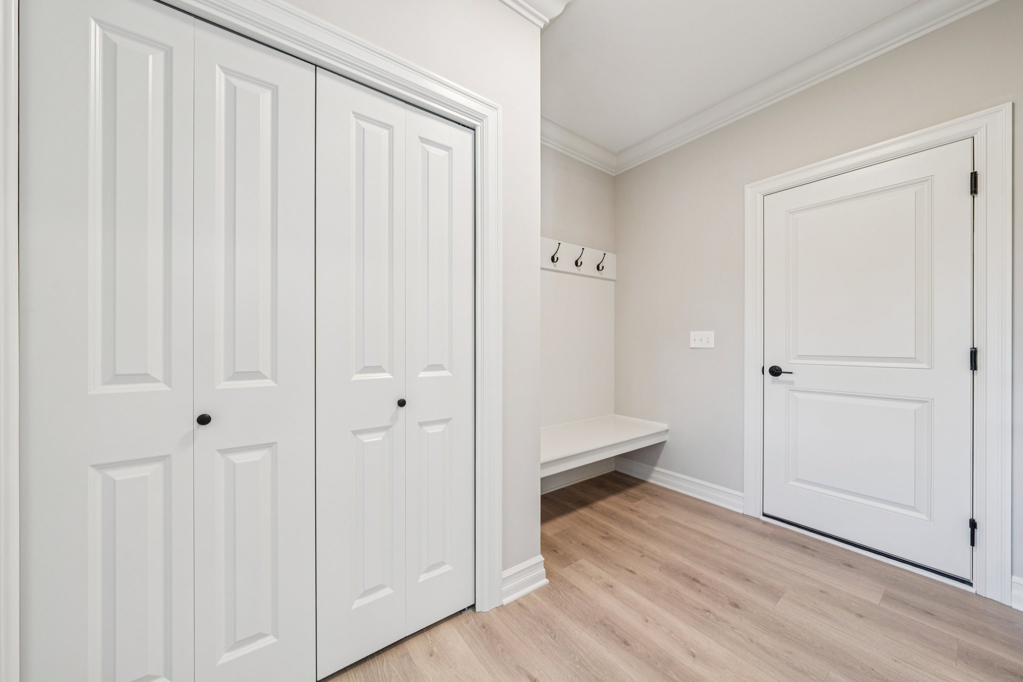 Woodhaven Dr-S1004-040.jpg