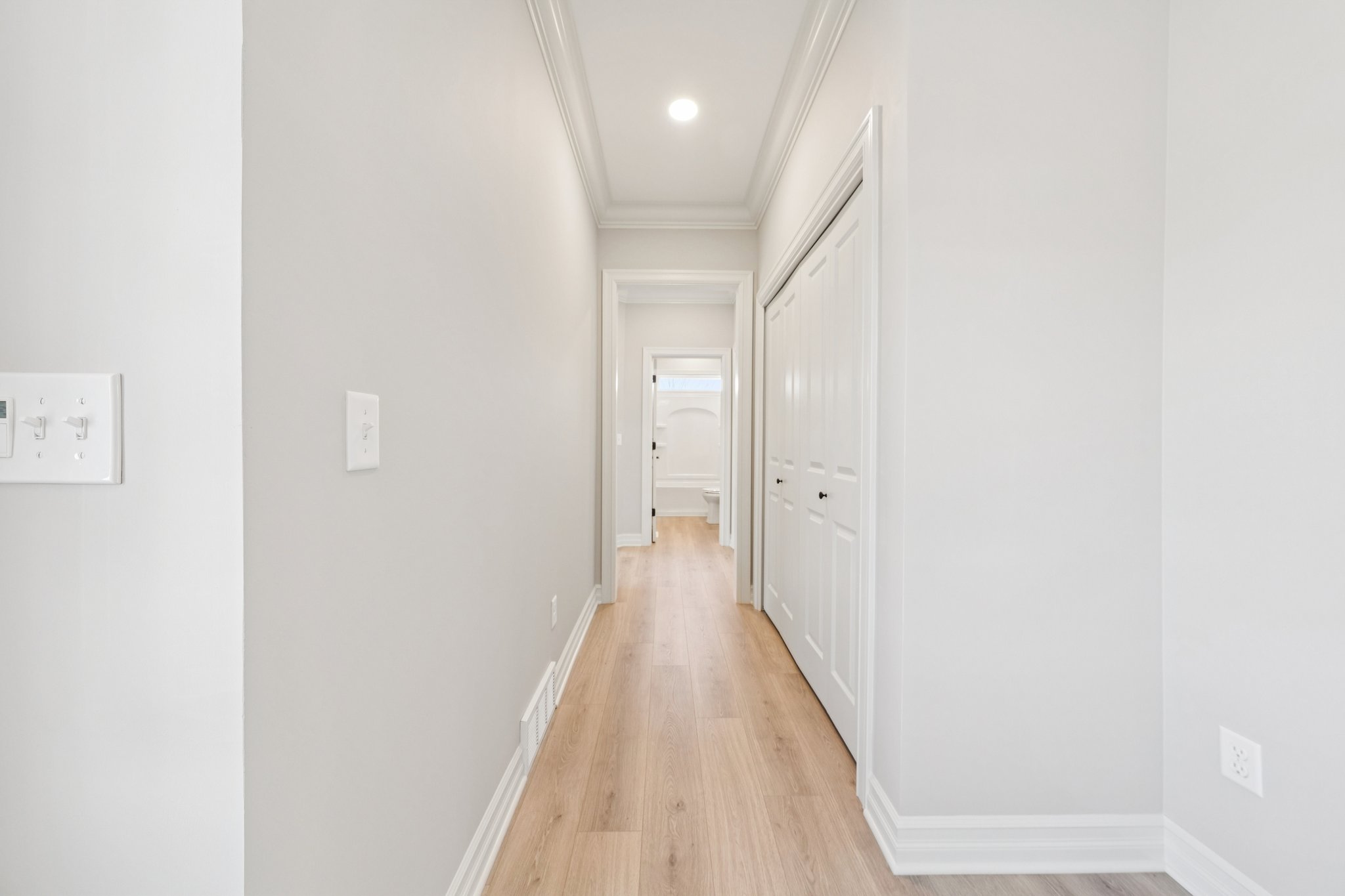 Woodhaven Dr-S1004-048.jpg