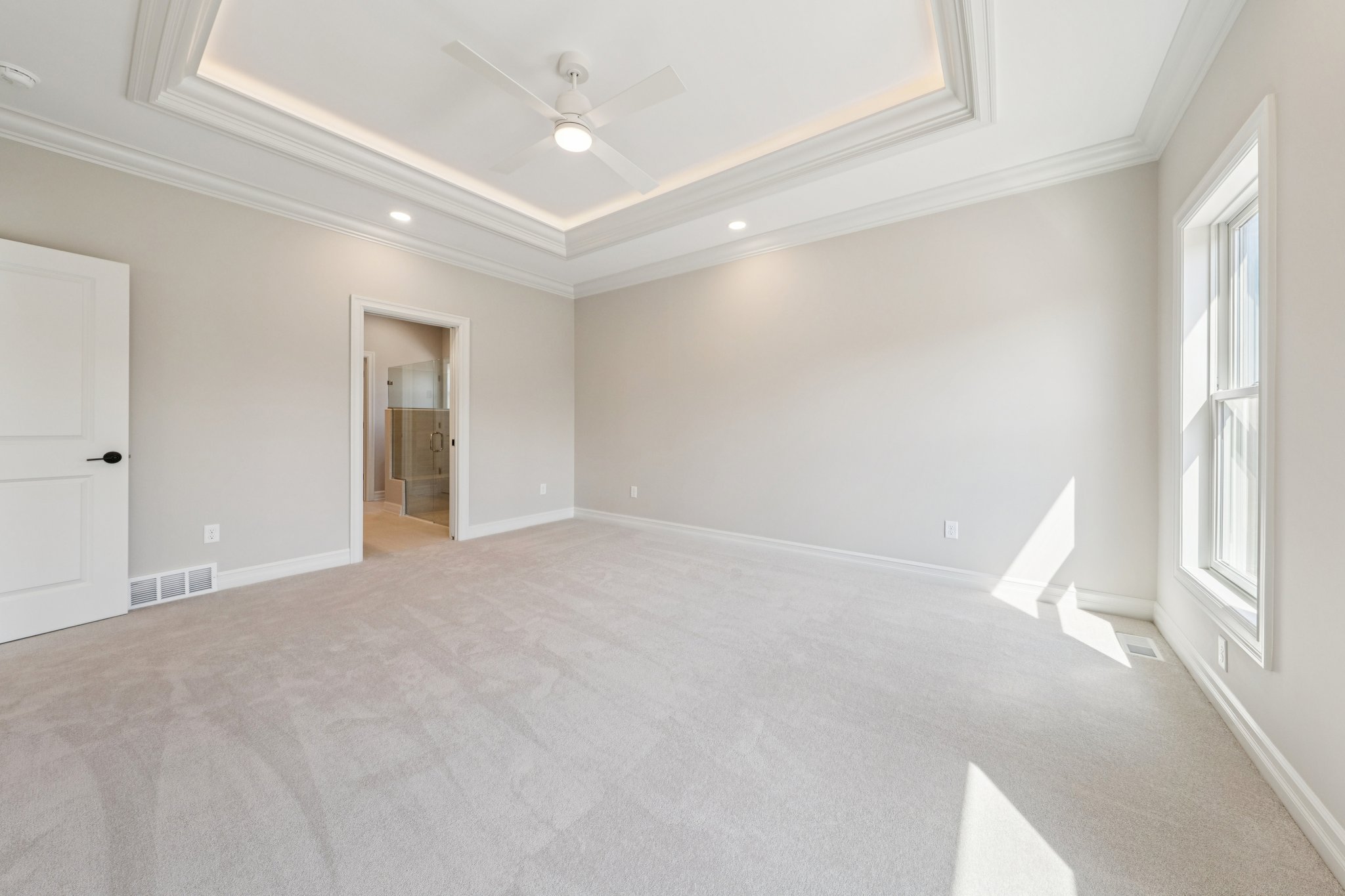 Woodhaven Dr-S1004-059.jpg