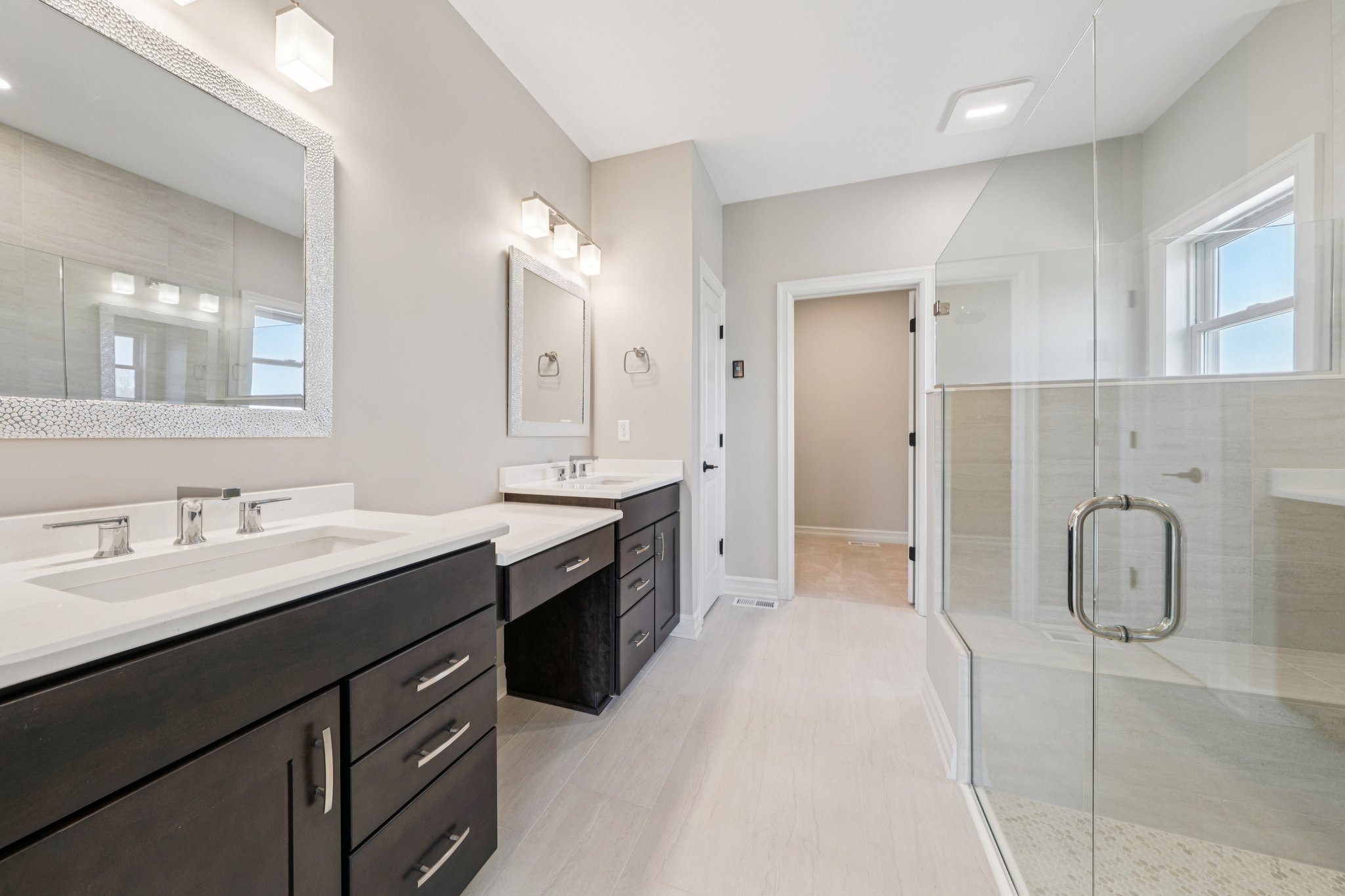 Woodhaven Dr-S1004-063.jpg