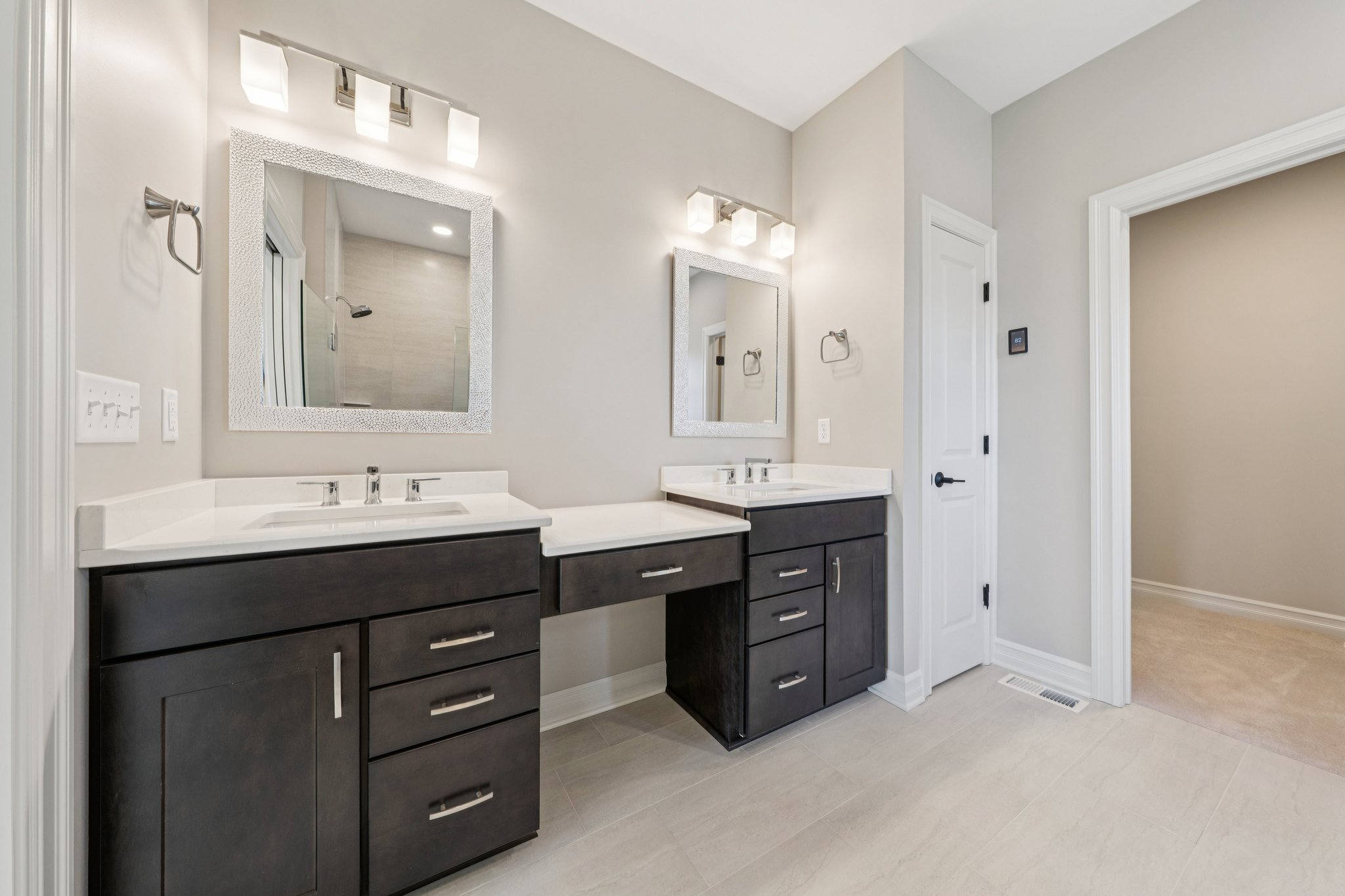 Woodhaven Dr-S1004-069.jpg