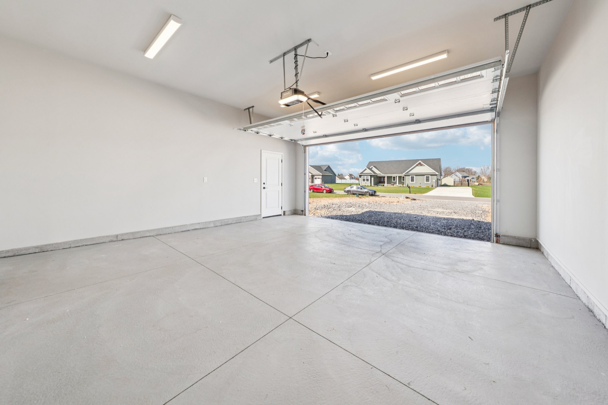 Woodhaven Dr-S1004-073.jpg