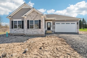 Woodhaven Dr-S1004-001.jpg